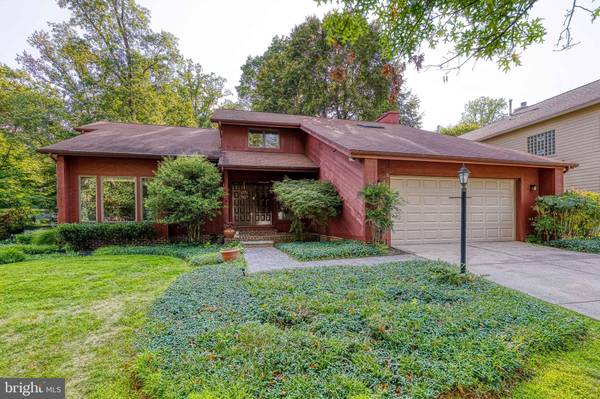 6124 WOODED RUN DR, Columbia, MD 21044