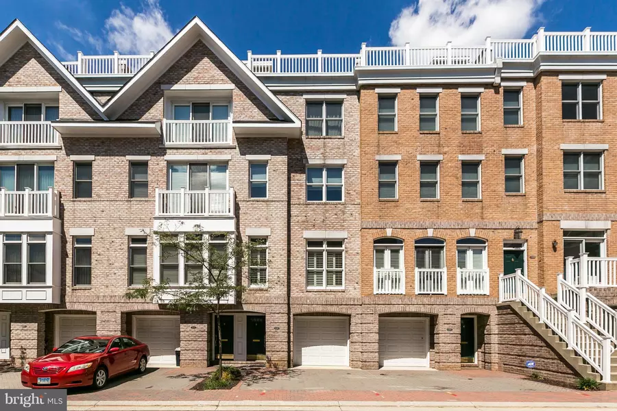 1236 HARBOR ISLAND WALK, Baltimore, MD 21230