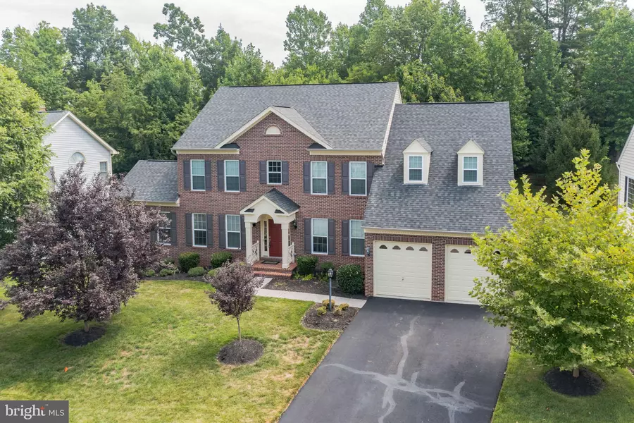 3336 DONDIS CREEK DR, Triangle, VA 22172