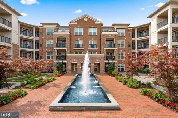 2903 SAINTSBURY PLZ #209, Fairfax, VA 22031