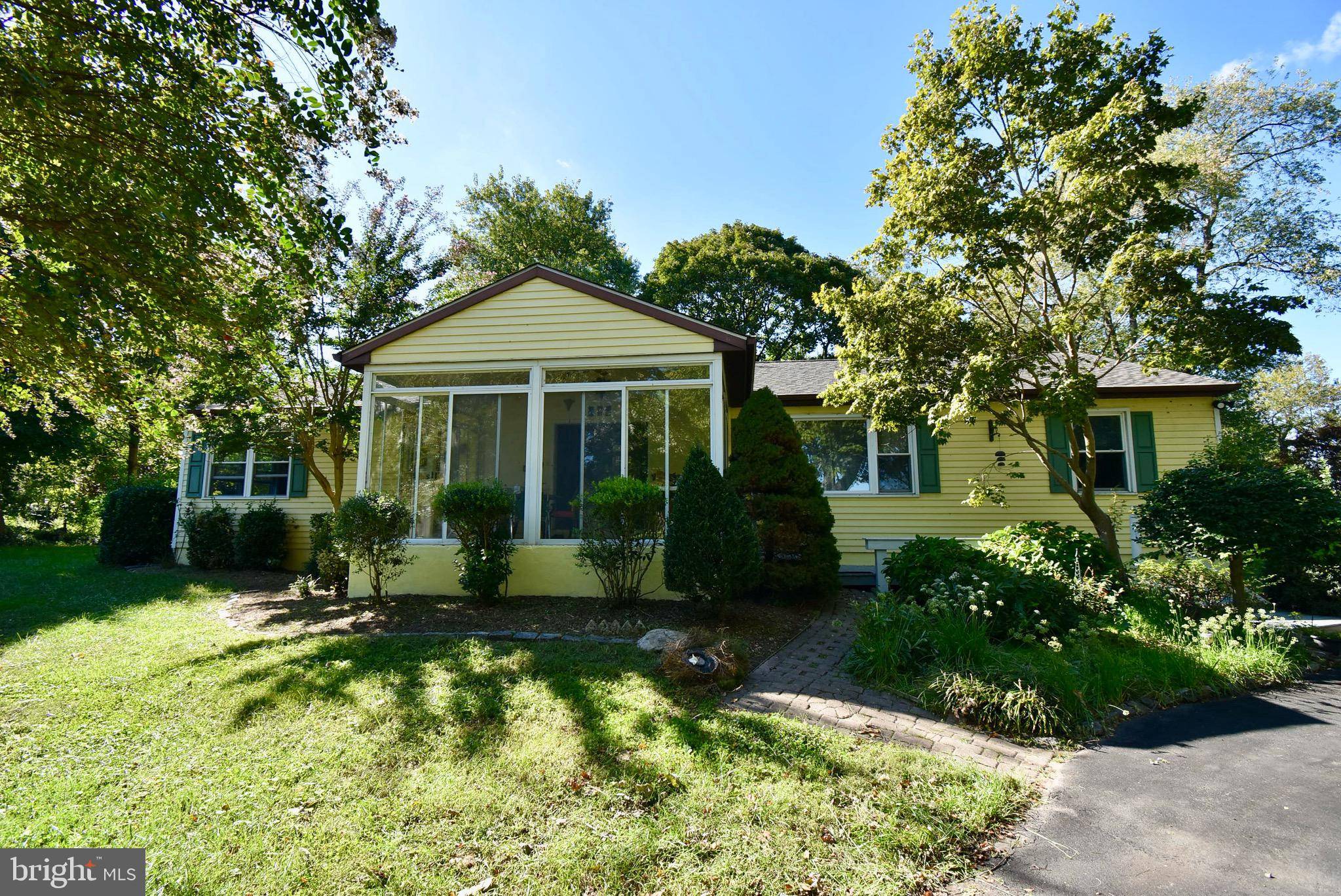 689 COX NECK RD, New Castle, DE 19720