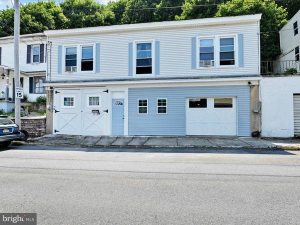 50 W SAVORY ST, Pottsville, PA 17901