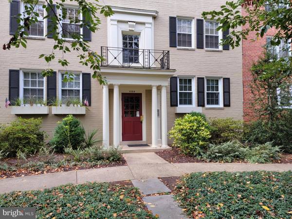 1304 BELLE VIEW BLVD #A2, Alexandria, VA 22307