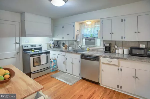 Harrisburg, PA 17112,4132 RIDGEVIEW RD