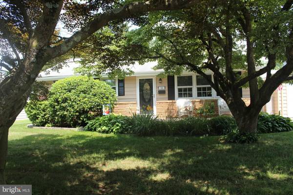 34 SUNSET BLVD, Hamilton, NJ 08690