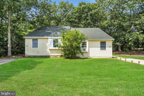 Tuckerton, NJ 08087,10-12 WINGED FOOT LN