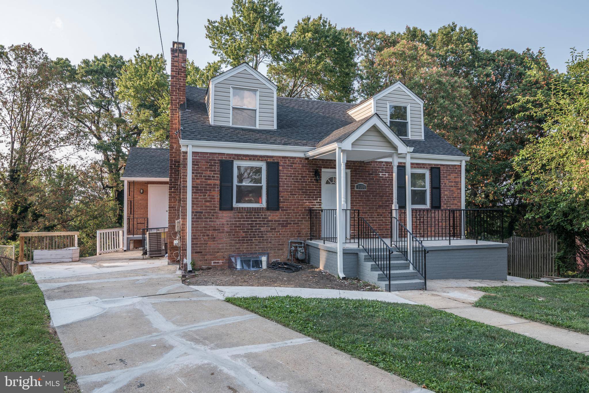 1604 WOODHILL CT, Landover, MD 20785