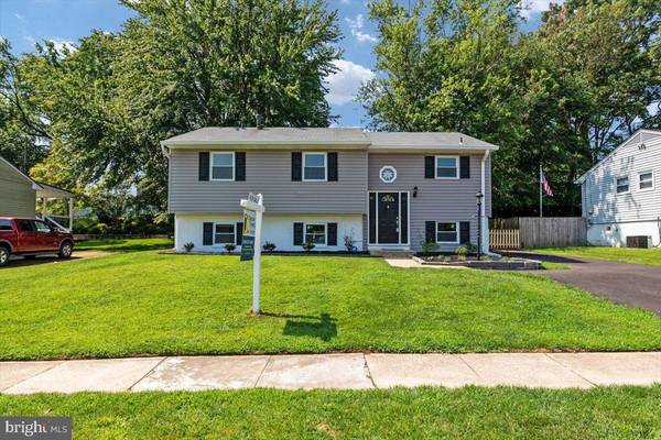 497 WILLIAMSBURG LN, Odenton, MD 21113