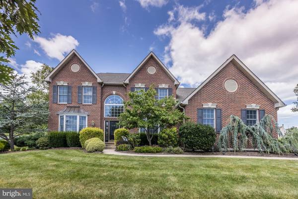 5 LEXINGTON CT, Telford, PA 18969