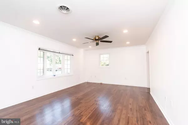 Camden, DE 19934,15 S WEST ST