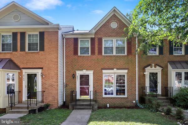 8071 SKY BLUE DR, Alexandria, VA 22315