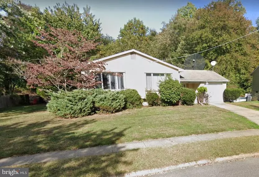 255 FORREST DR, Blackwood, NJ 08012