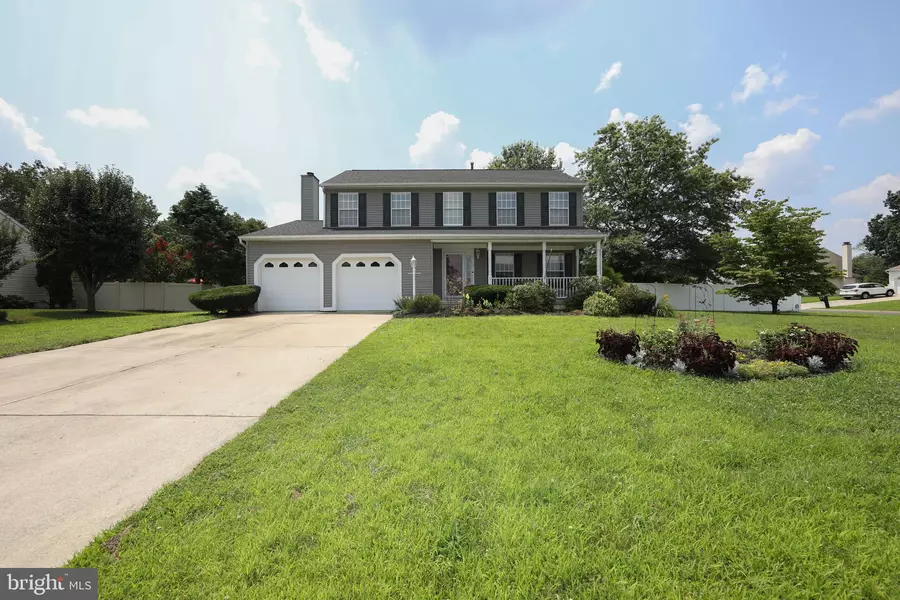 2 TOUCHSTONE CT, Sicklerville, NJ 08081