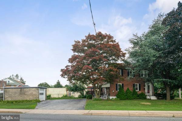 Sharon Hill, PA 19079,742 POPLAR ST