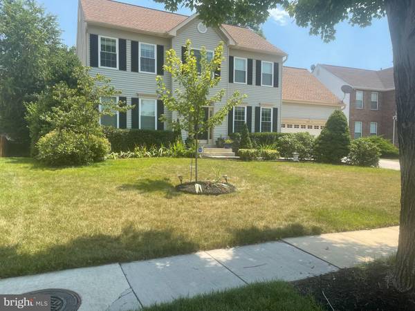 8217 BISHOPSGATE LN, White Plains, MD 20695