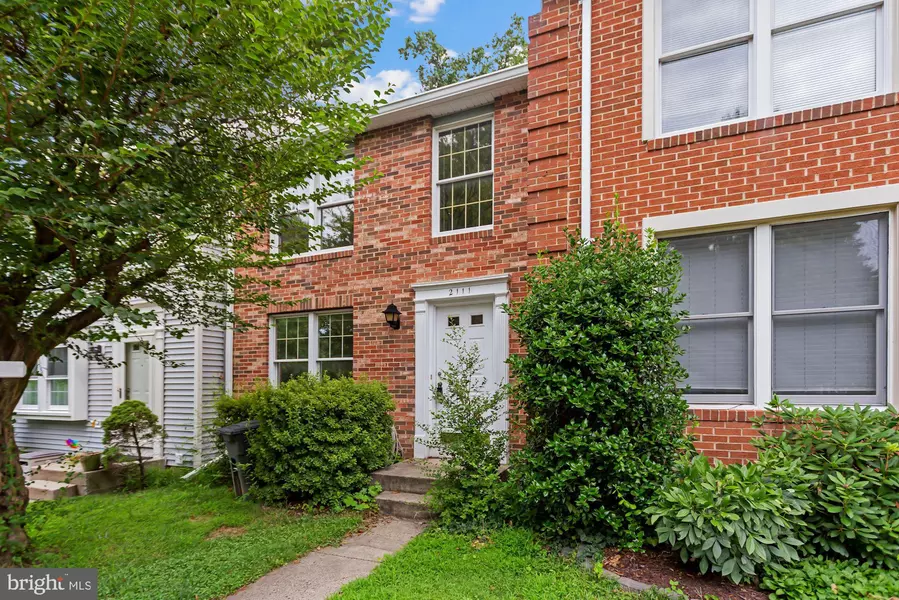 2111 PRESTON SQUARE, Falls Church, VA 22043