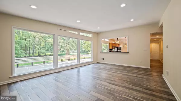 Princeton, NJ 08540,29 CHERRY BROOK DR