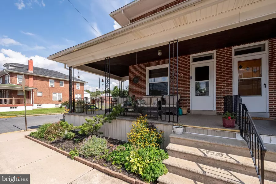 202 BERNHART AV, Reading, PA 19605