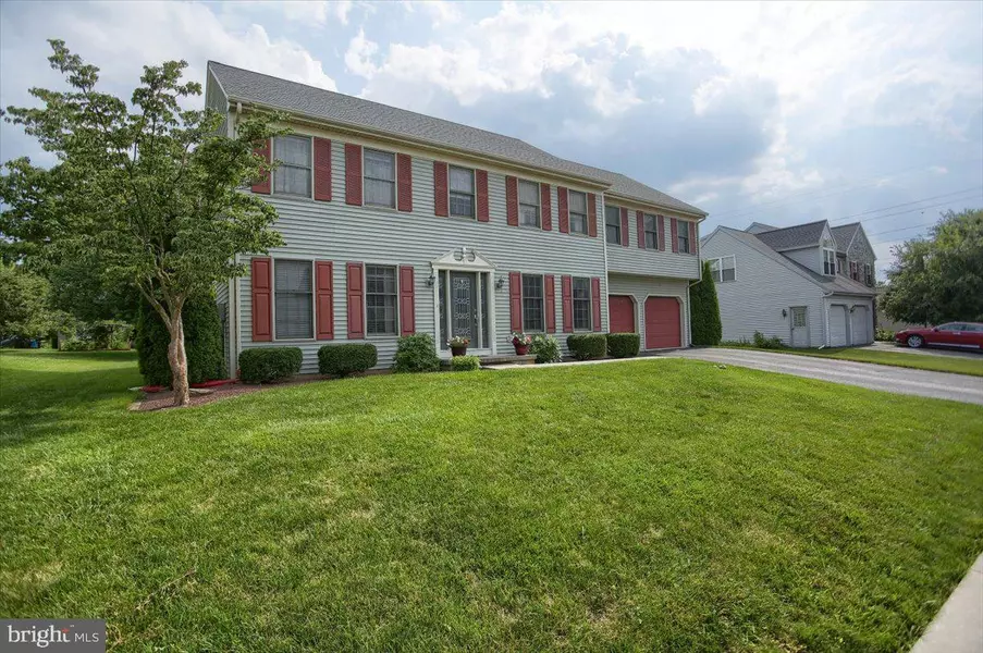 103 RED OAK RD, Lancaster, PA 17602