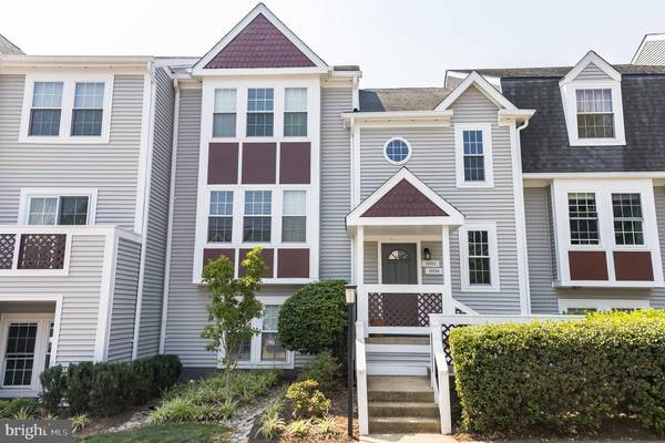 12934-B GRAYS POINTE RD #12934B, Fairfax, VA 22033