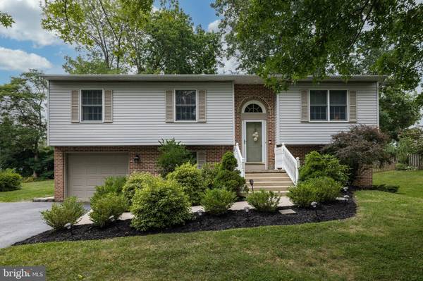 155 LARKIN LN, Collegeville, PA 19426