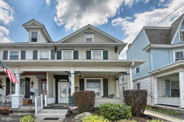 330 E CHERRY ST, Palmyra, PA 17078