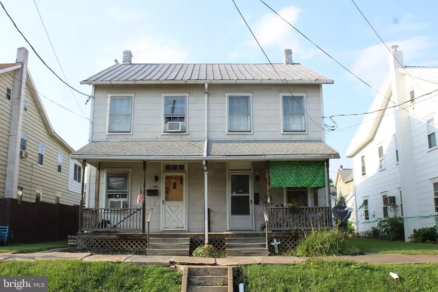 753-755 STATE ST, Millersburg, PA 17061