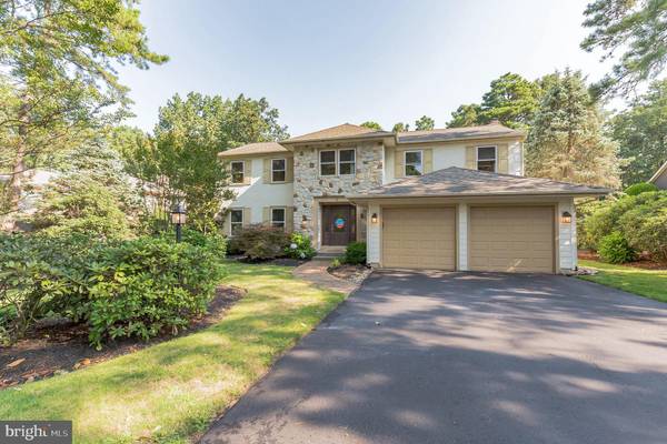 8 LEXTON RUN, Voorhees, NJ 08043