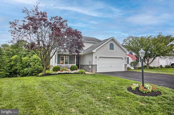 126 LAKESIDE DR, Lewisberry, PA 17339