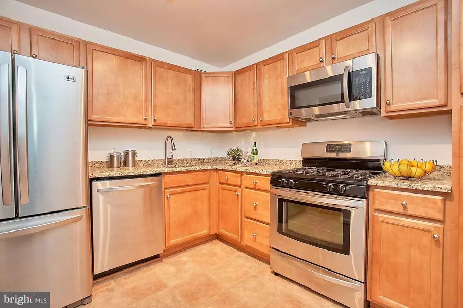 5101 RIVER RD #207, Bethesda, MD 20816