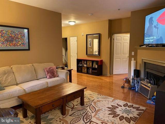 Ewing, NJ 08628,27 KYLE WAY #146