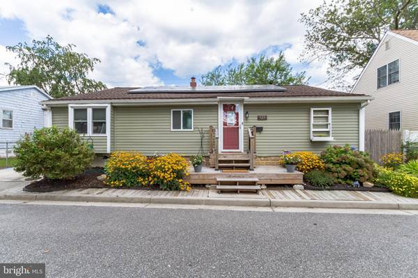 327 COOLIDGE, Carneys Point, NJ 08069