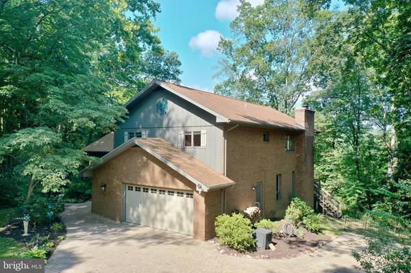 43 RIO LN, Falling Waters, WV 25419