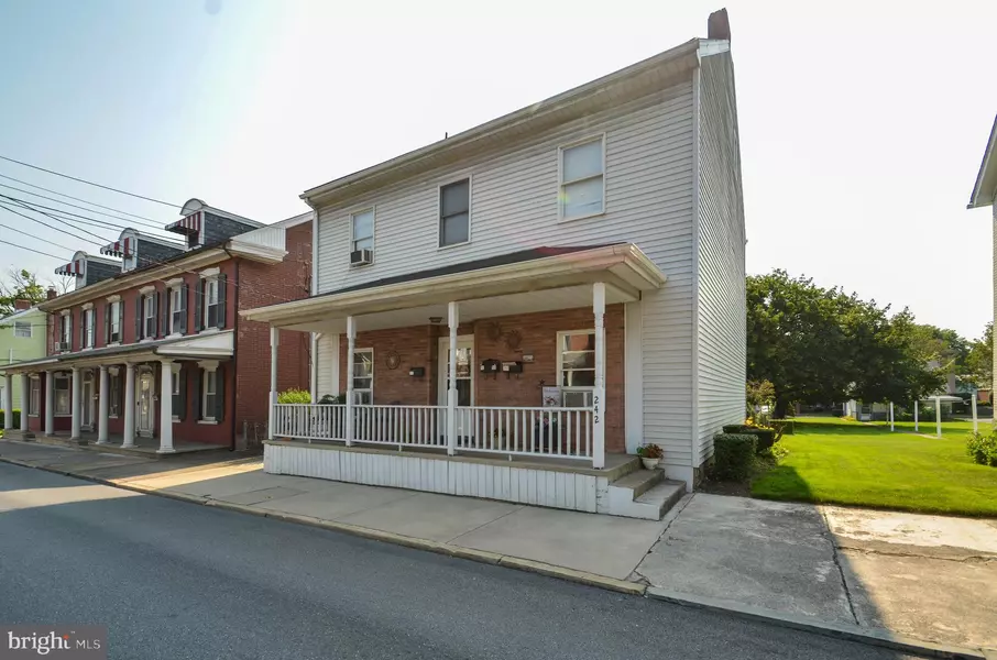 242 S WALNUT ST, Bath, PA 18014