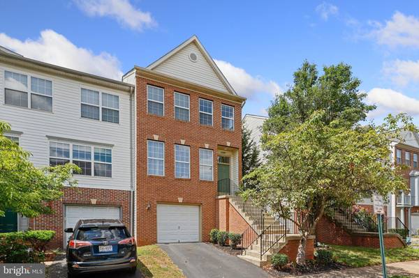 21487 RUSTY BLACKHAW SQ, Sterling, VA 20164