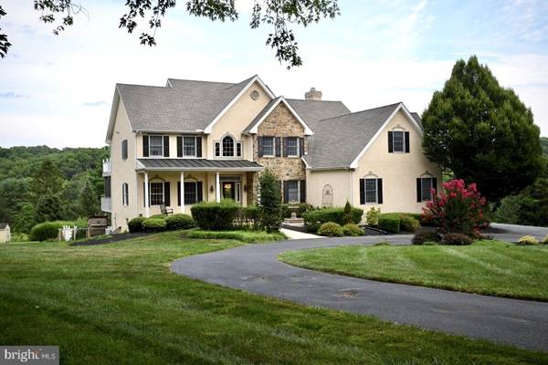 113 ROUND HILL RD, Kennett Square, PA 19348