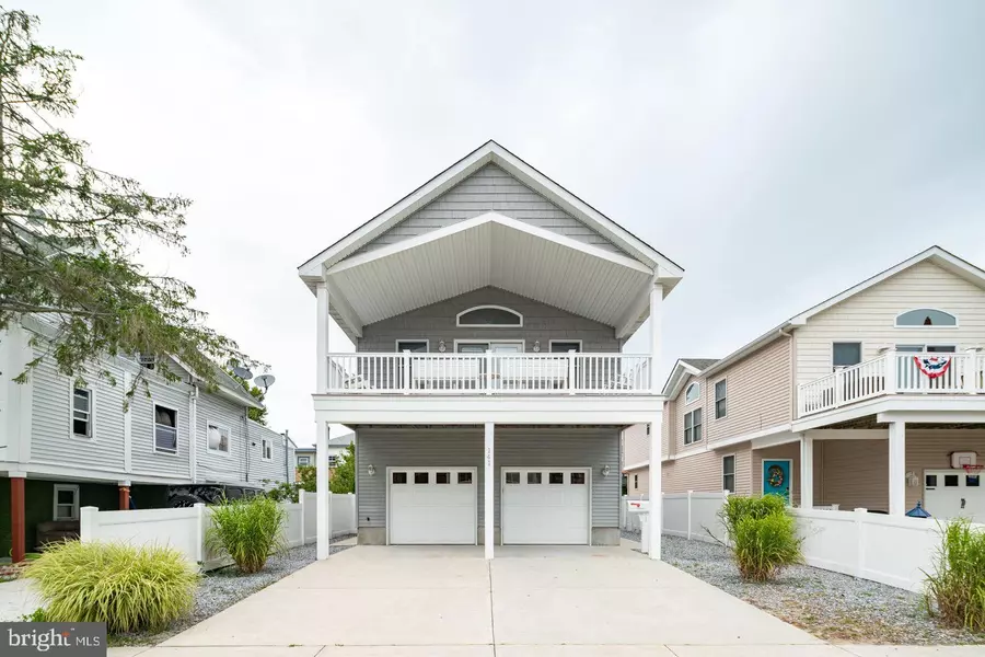 141 E DAVIS AVE, Wildwood, NJ 08260