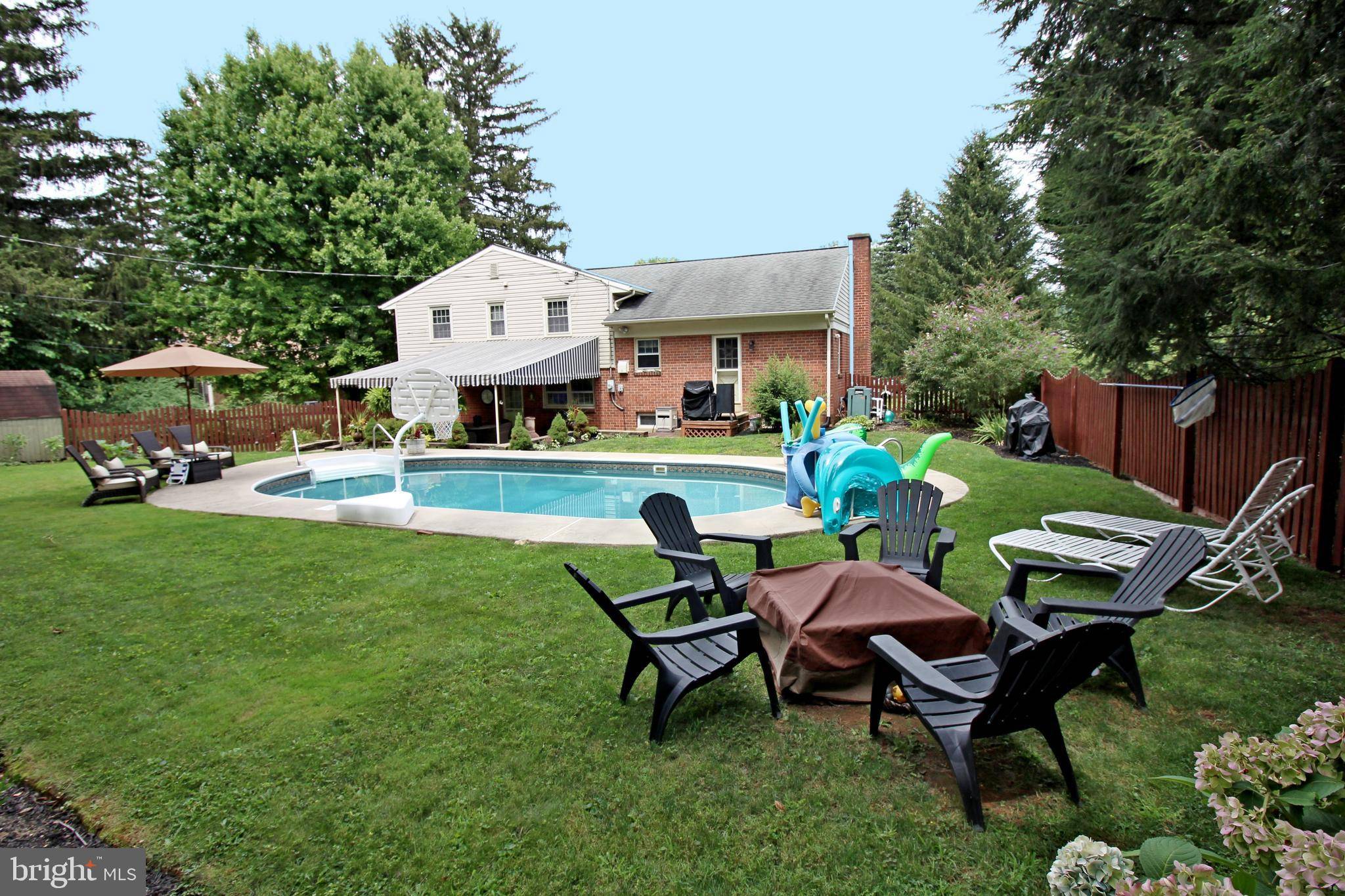 Lancaster, PA 17601,1636 SANTA BARBARA DR