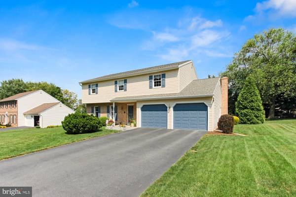 349 KIRKHAM DR, York, PA 17402