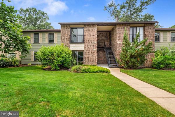 19-A W BLUEBELL LN, Mount Laurel, NJ 08054