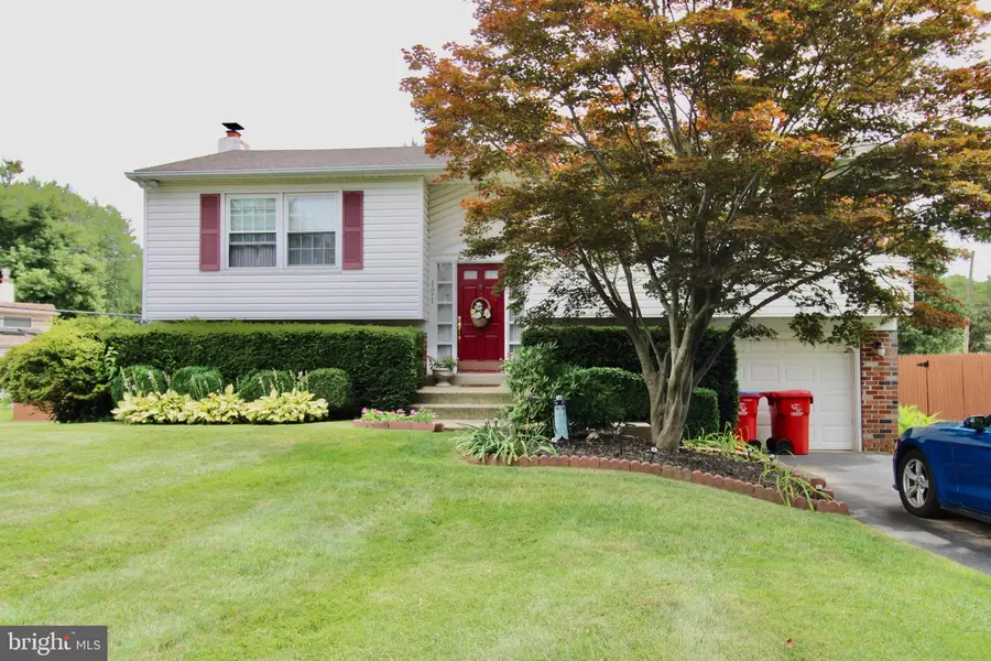 171 WELLINGTON DR, Warminster, PA 18974