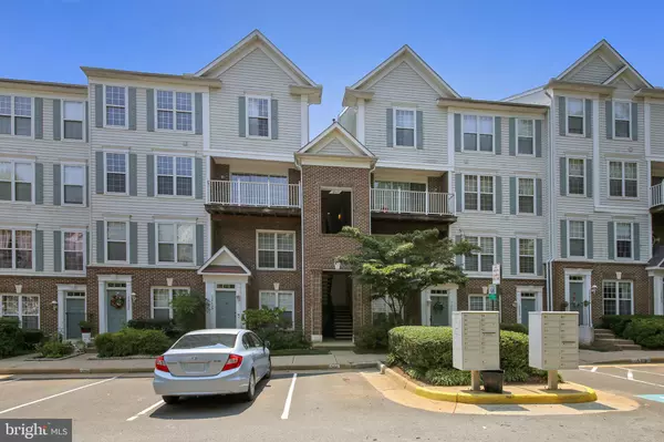 12631 FAIR CREST CT #303, Fairfax, VA 22033