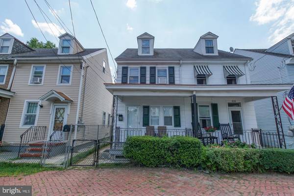 634 PINE ST, Bristol, PA 19007