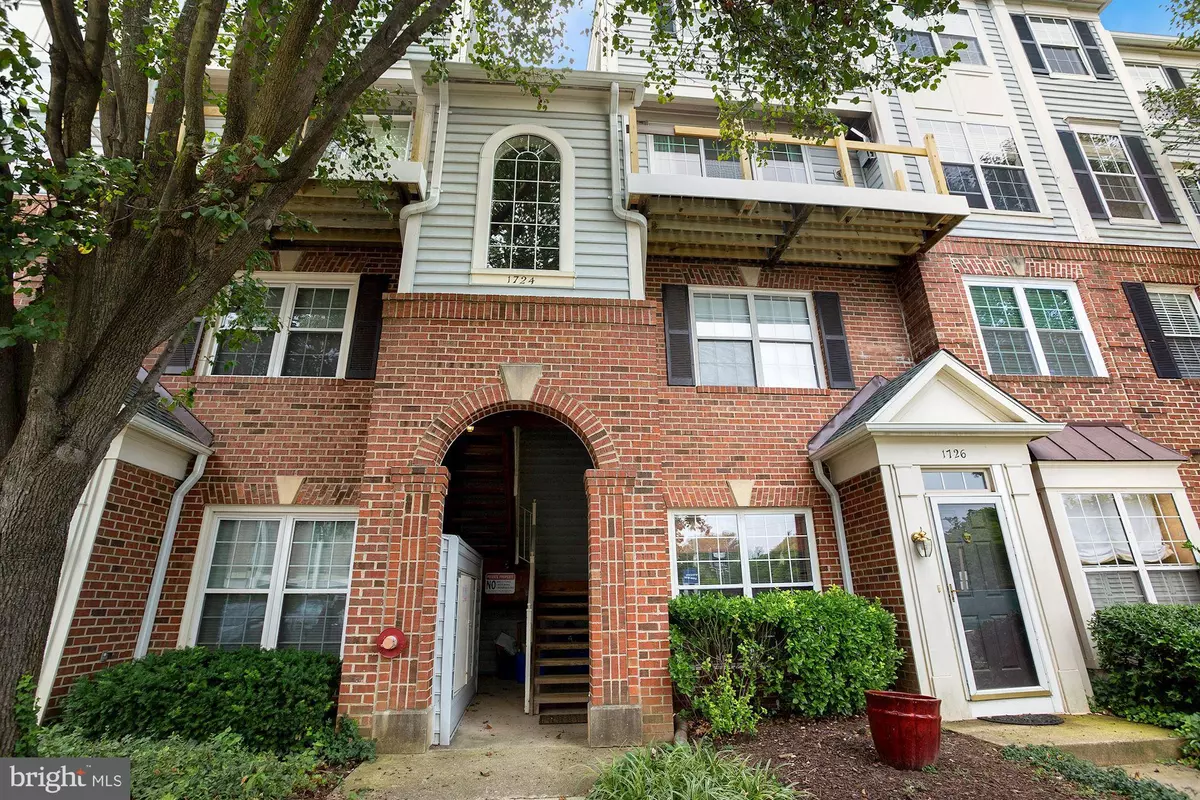 Alexandria, VA 22302,1724 OSAGE ST #304