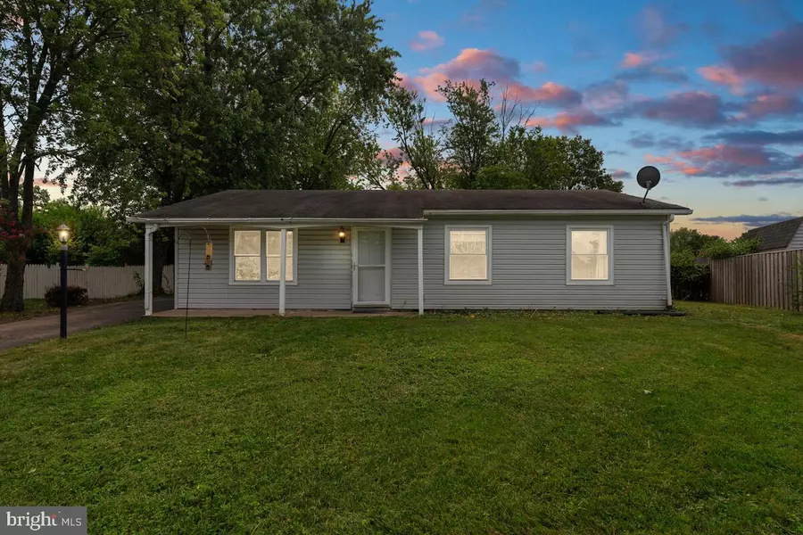 302 N ASH CT, Sterling, VA 20164