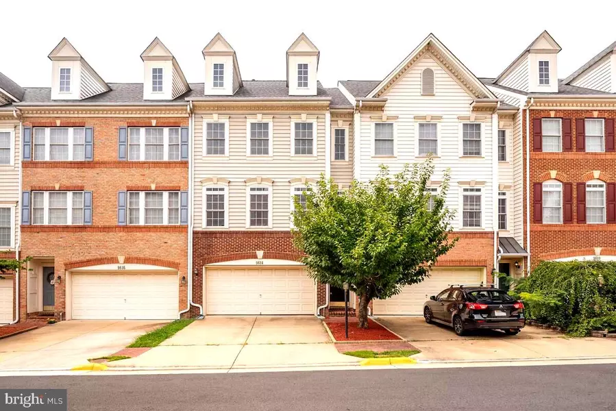 9614 POTTERS HILL CIR, Lorton, VA 22079