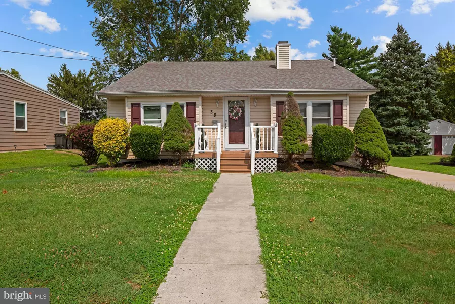 38 RAMBO AVE, Gibbstown, NJ 08027