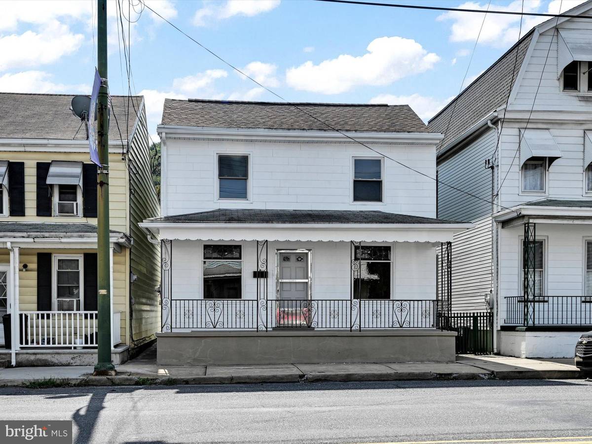 Saint Clair, PA 17970,426 S 2ND ST