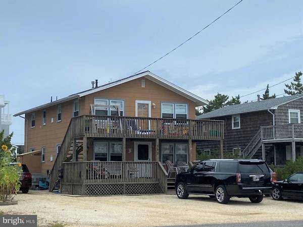 332 N 12TH ST, Surf City, NJ 08008