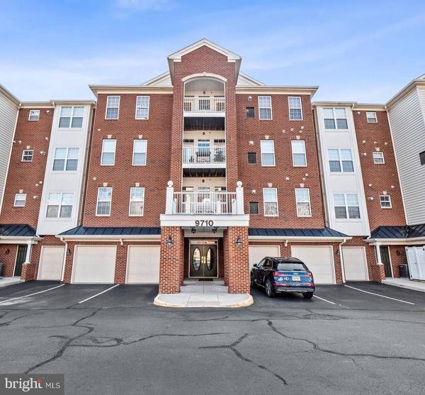 9710 HANDERSON PL #UNIT 404, Manassas Park, VA 20111